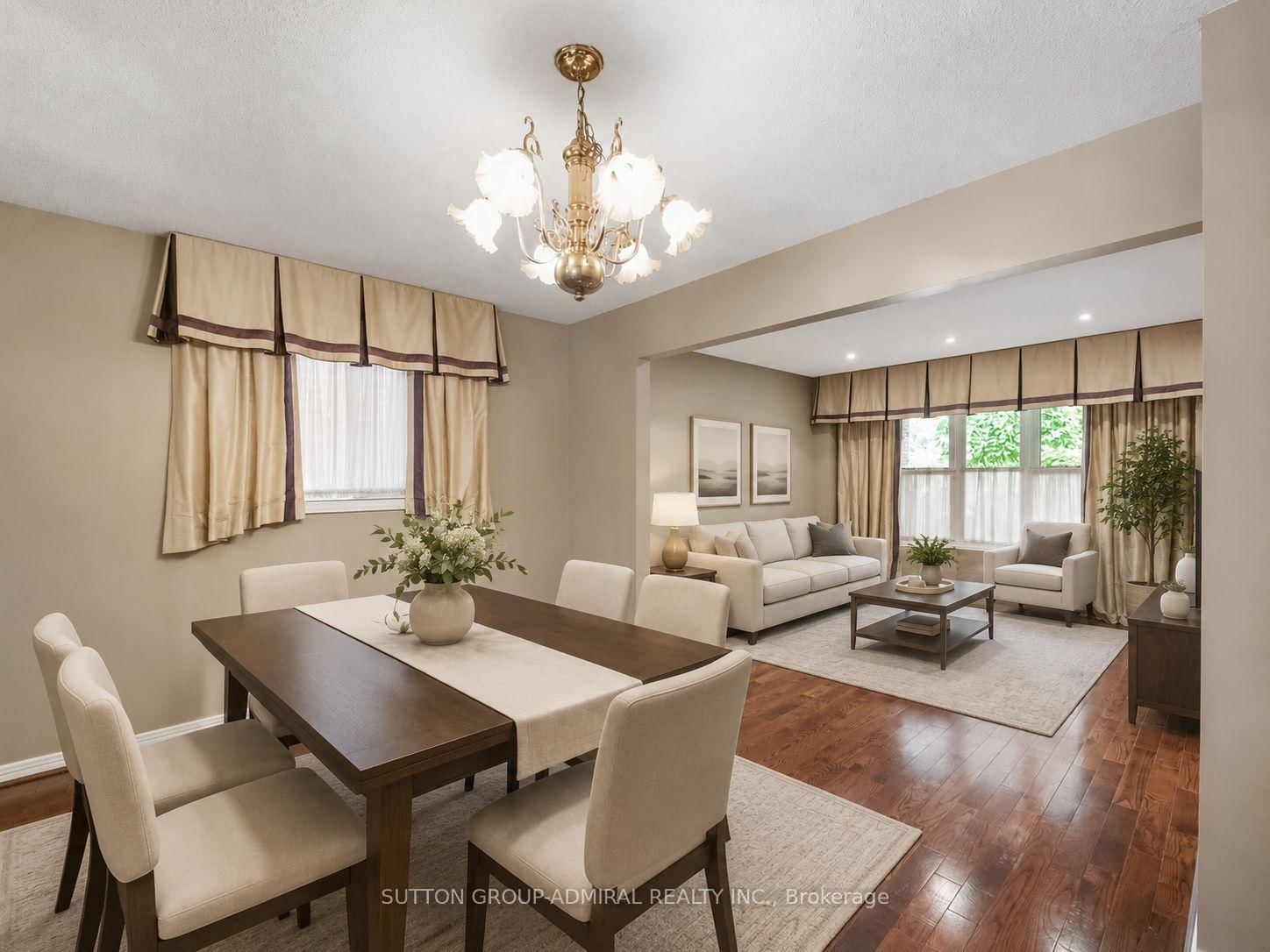 19 Jessica Gardens • Vaughan, ON photo 4