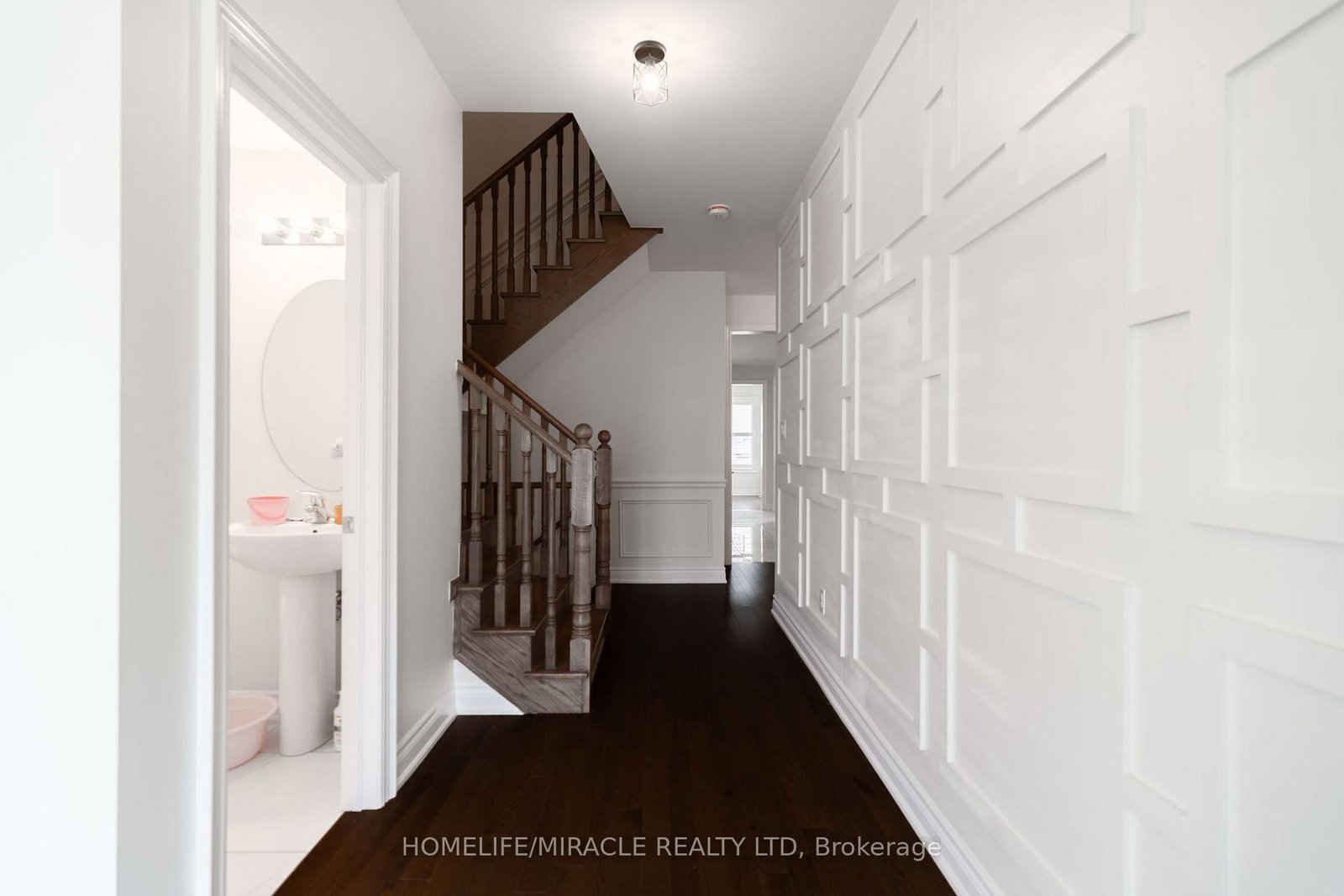 15 Ryerson Drive • Vaughan, ON photo 4