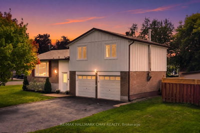 12 Larkdale Crescent