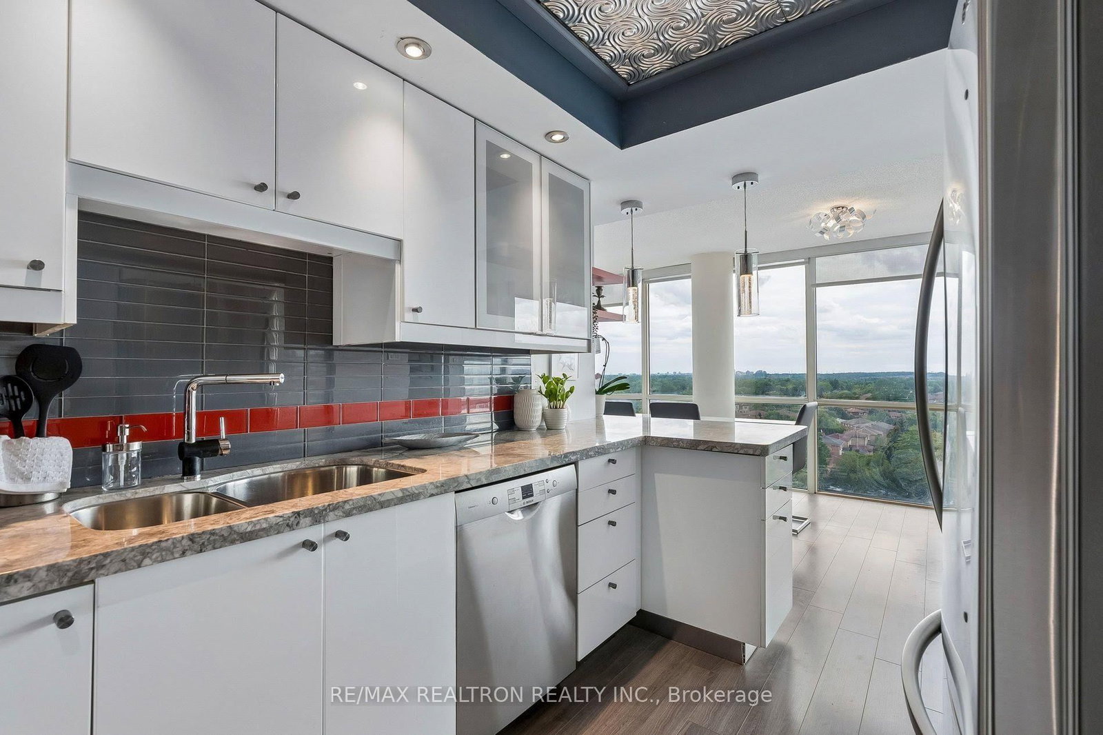 30 Harding Boulevard W • #1111 • Richmond Hill, ON photo 23