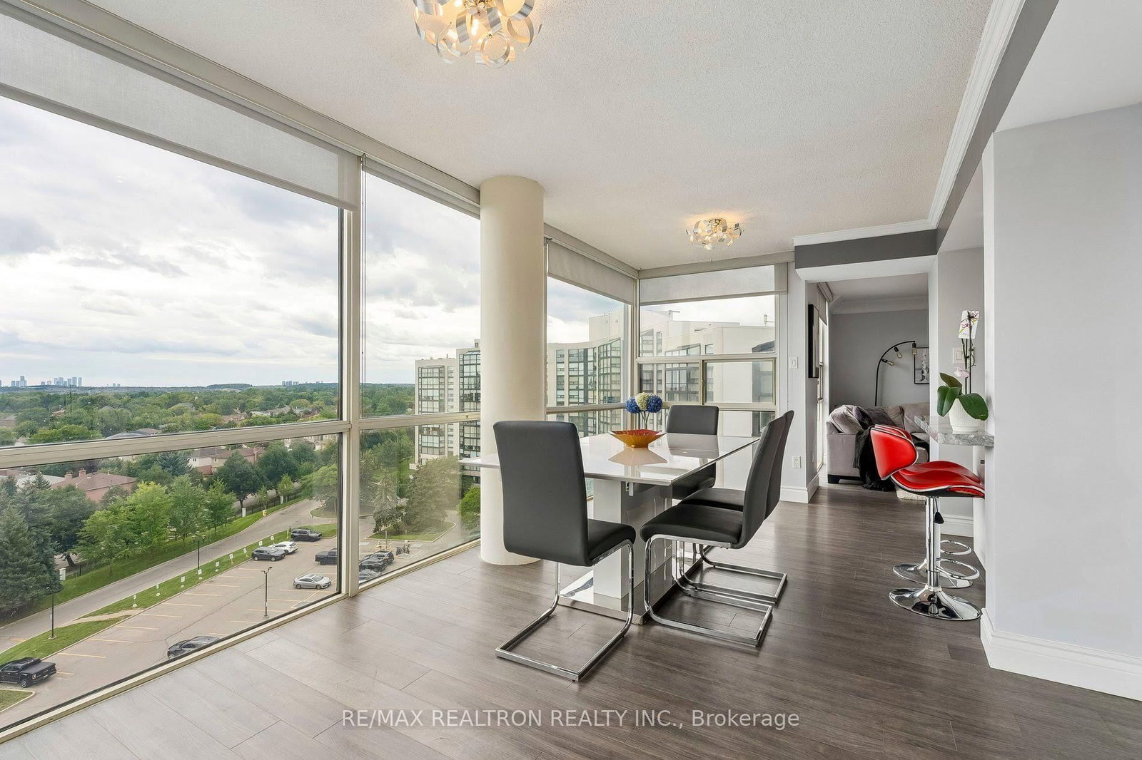 30 Harding Boulevard W • #1111 • Richmond Hill, ON photo 29