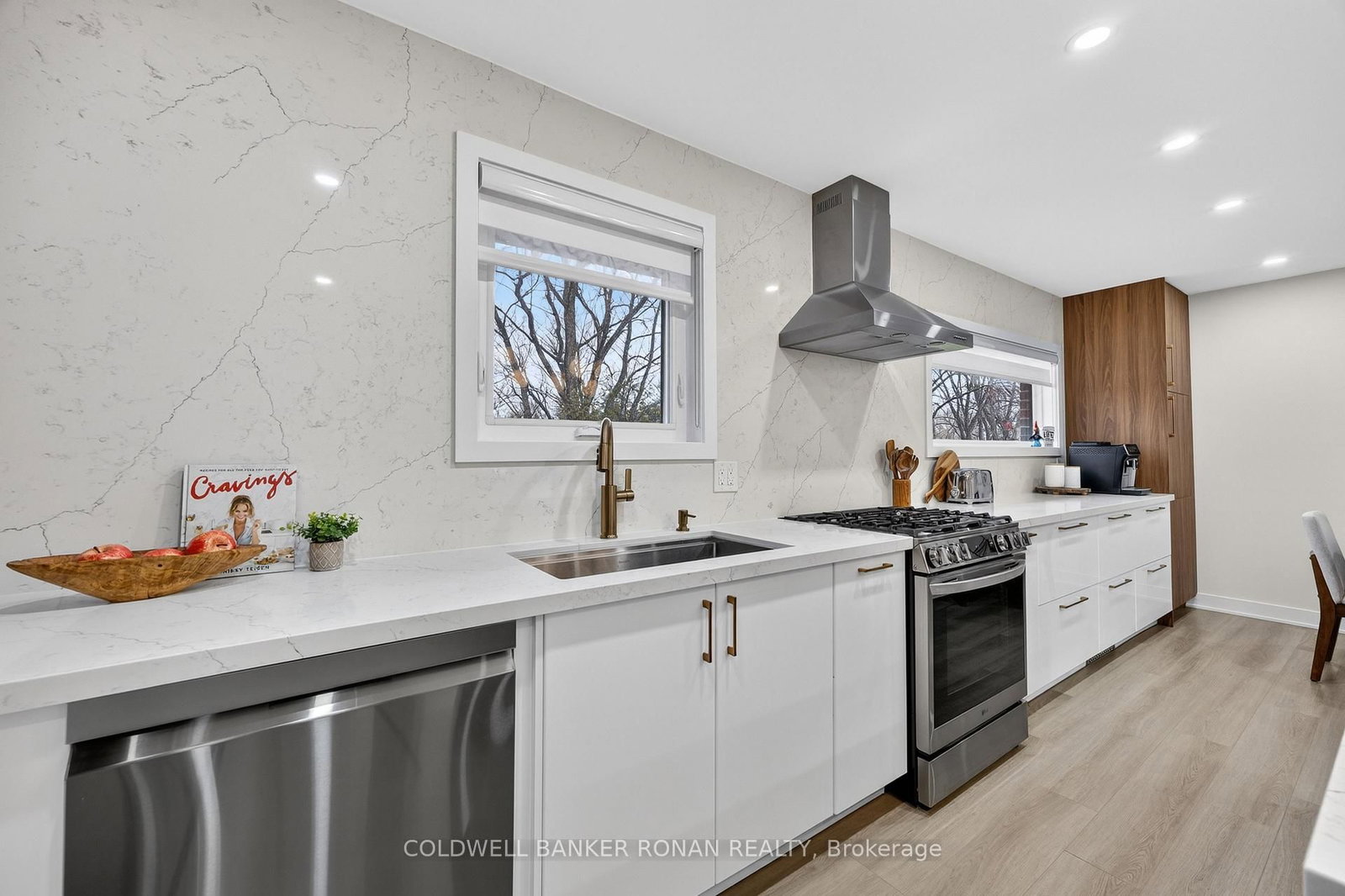 5 John Street • Adjala-Tosorontio, ON photo 10