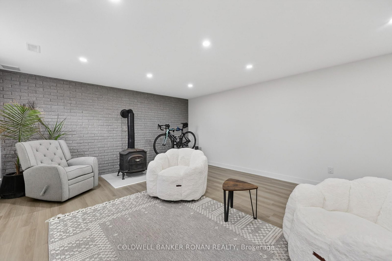 5 John Street • Adjala-Tosorontio, ON photo 34