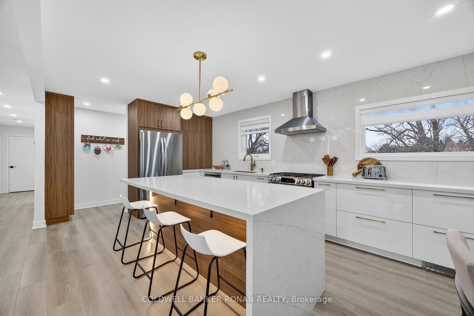 5 John Street • Adjala-Tosorontio, ON photo 6