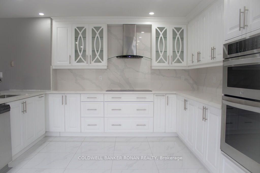 7 Kidd Crescent • New Tecumseth, ON photo 3
