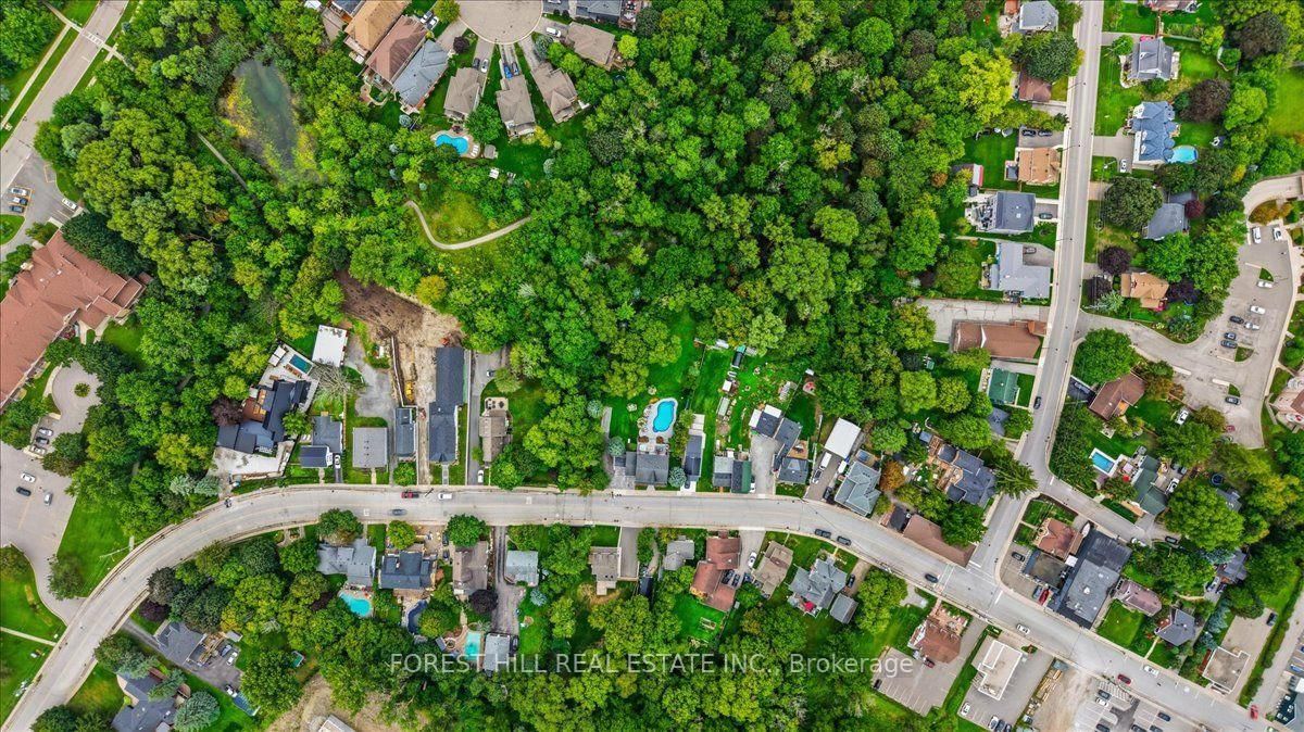 137 Main Street • King, ON photo 3