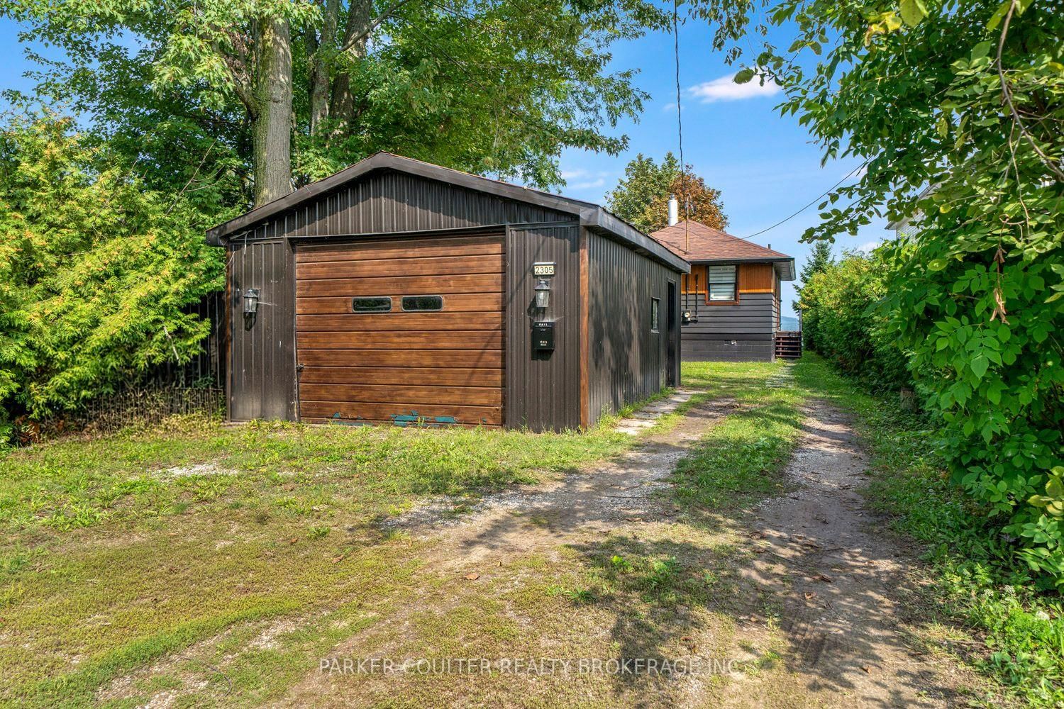 2305 Crystal Beach Road • Innisfil, ON photo 4