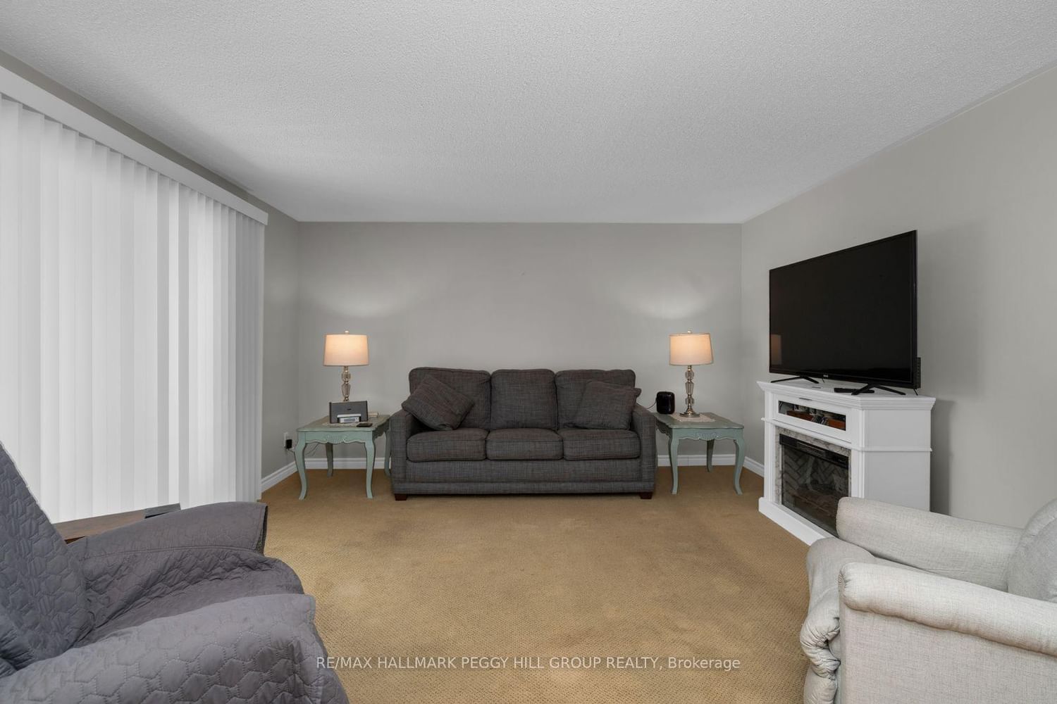 53 Corner Brook Trail • Innisfil, ON photo 3