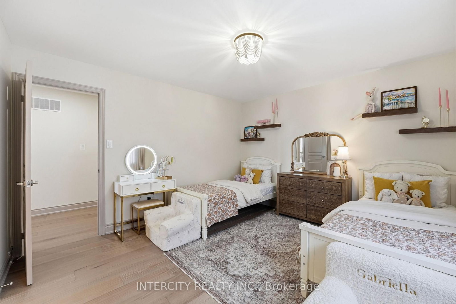 568 Grand Trunk Avenue • Vaughan, ON photo 24