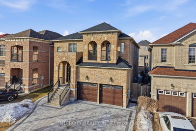 568 Grand Trunk Avenue • Vaughan, ON photo 3