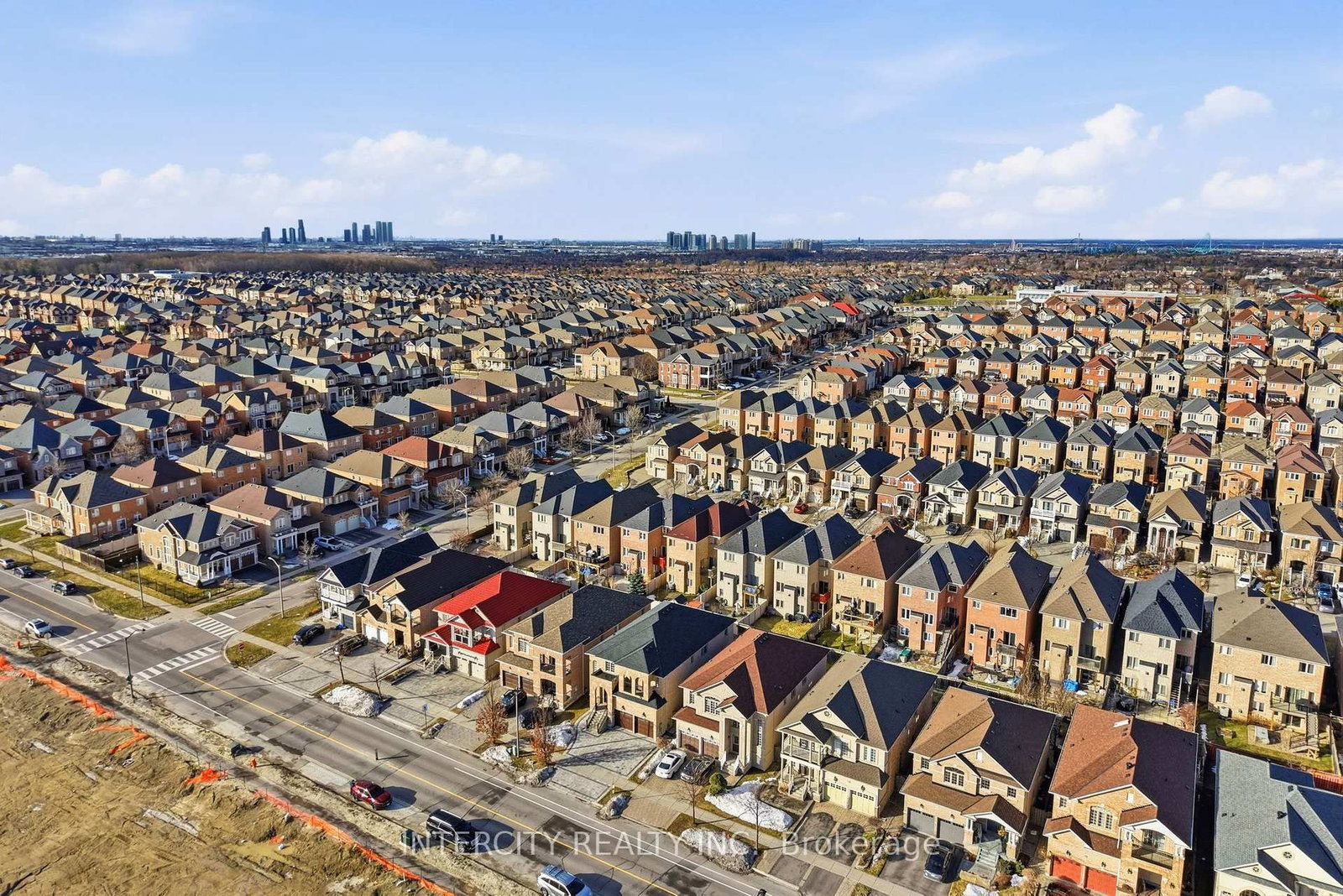 568 Grand Trunk Avenue • Vaughan, ON photo 39
