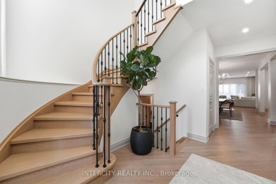 568 Grand Trunk Avenue • Vaughan, ON photo 5