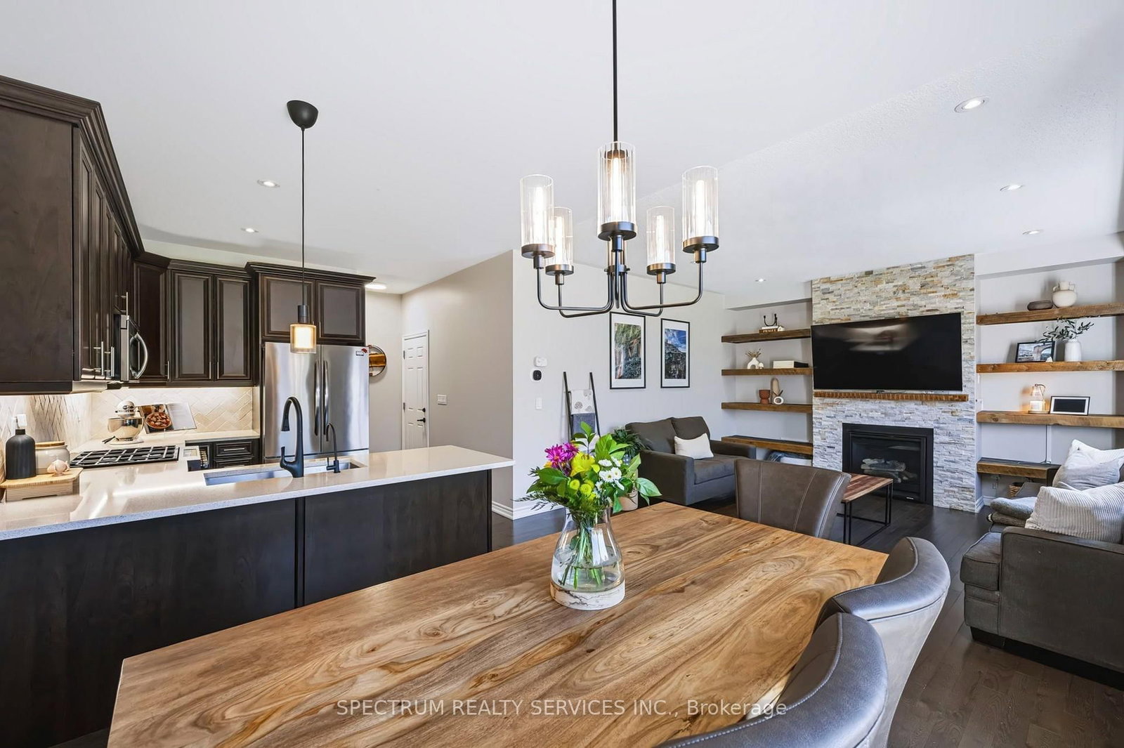 69 Strachan Trail • New Tecumseth, ON photo 19