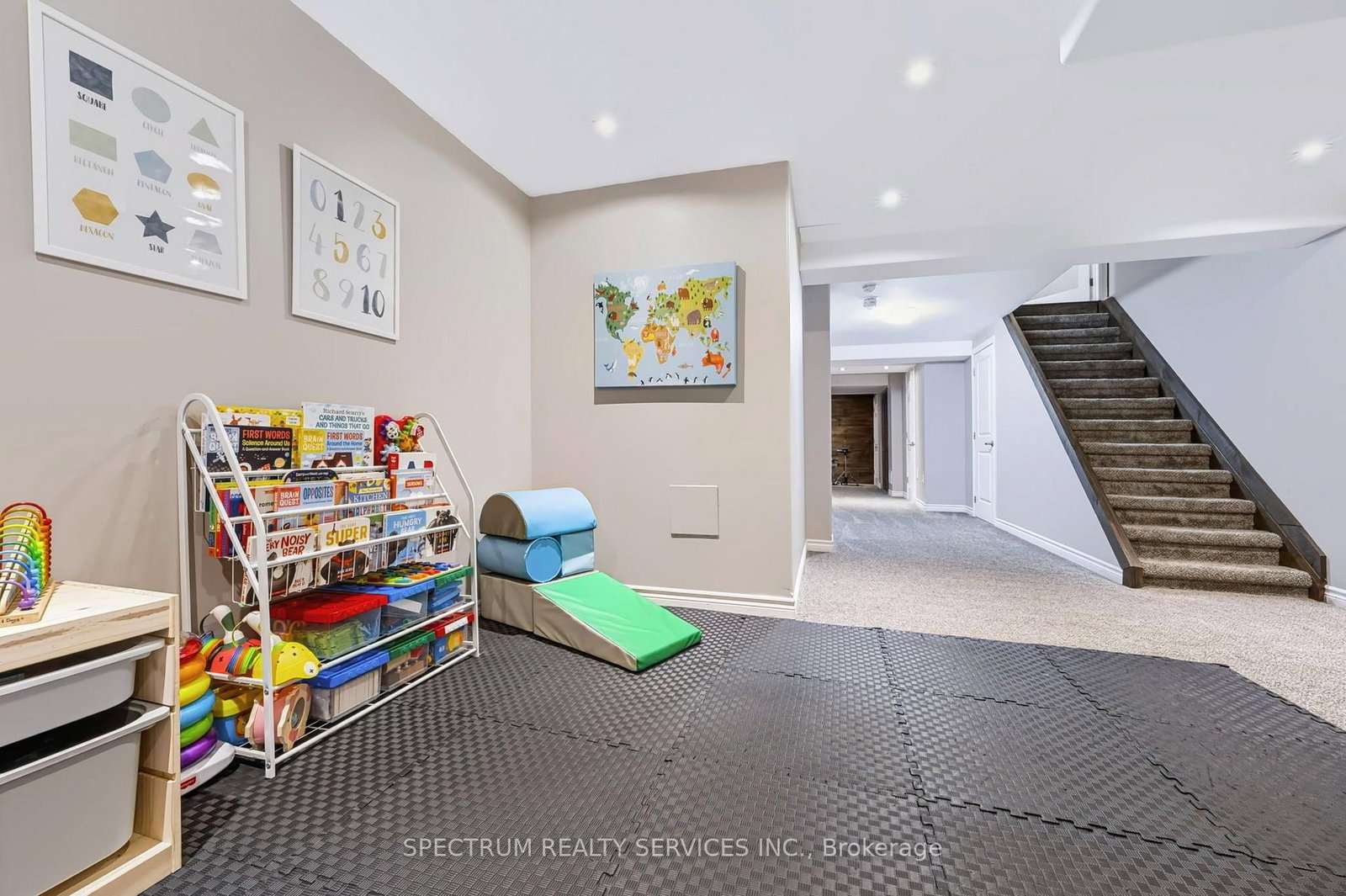 69 Strachan Trail • New Tecumseth, ON photo 35
