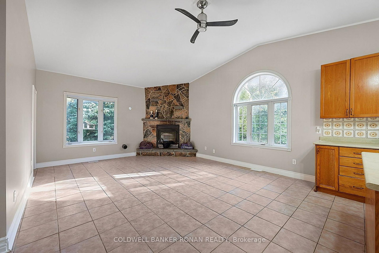 7602 25th Sideroad • Adjala-Tosorontio, ON photo 12