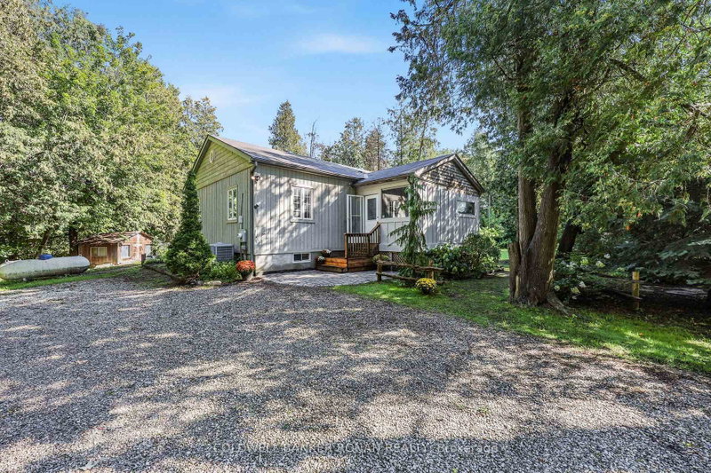 7602 25th Sideroad