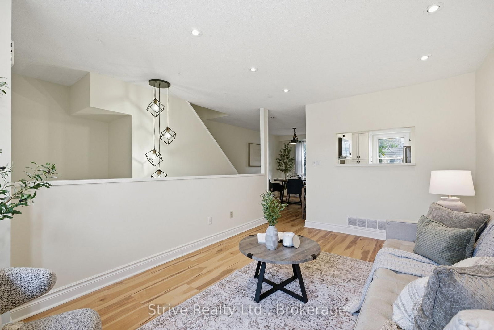 1718 John Street • #33 • Markham, ON photo 5