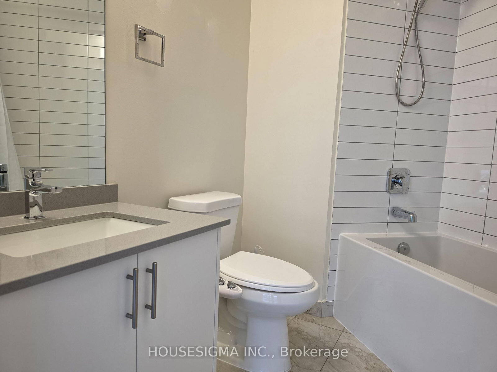 PH 218-9000 Jane St, Vaughan, view 15