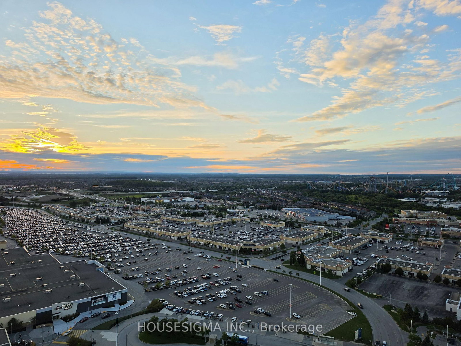 PH 218-9000 Jane St, Vaughan, view 5