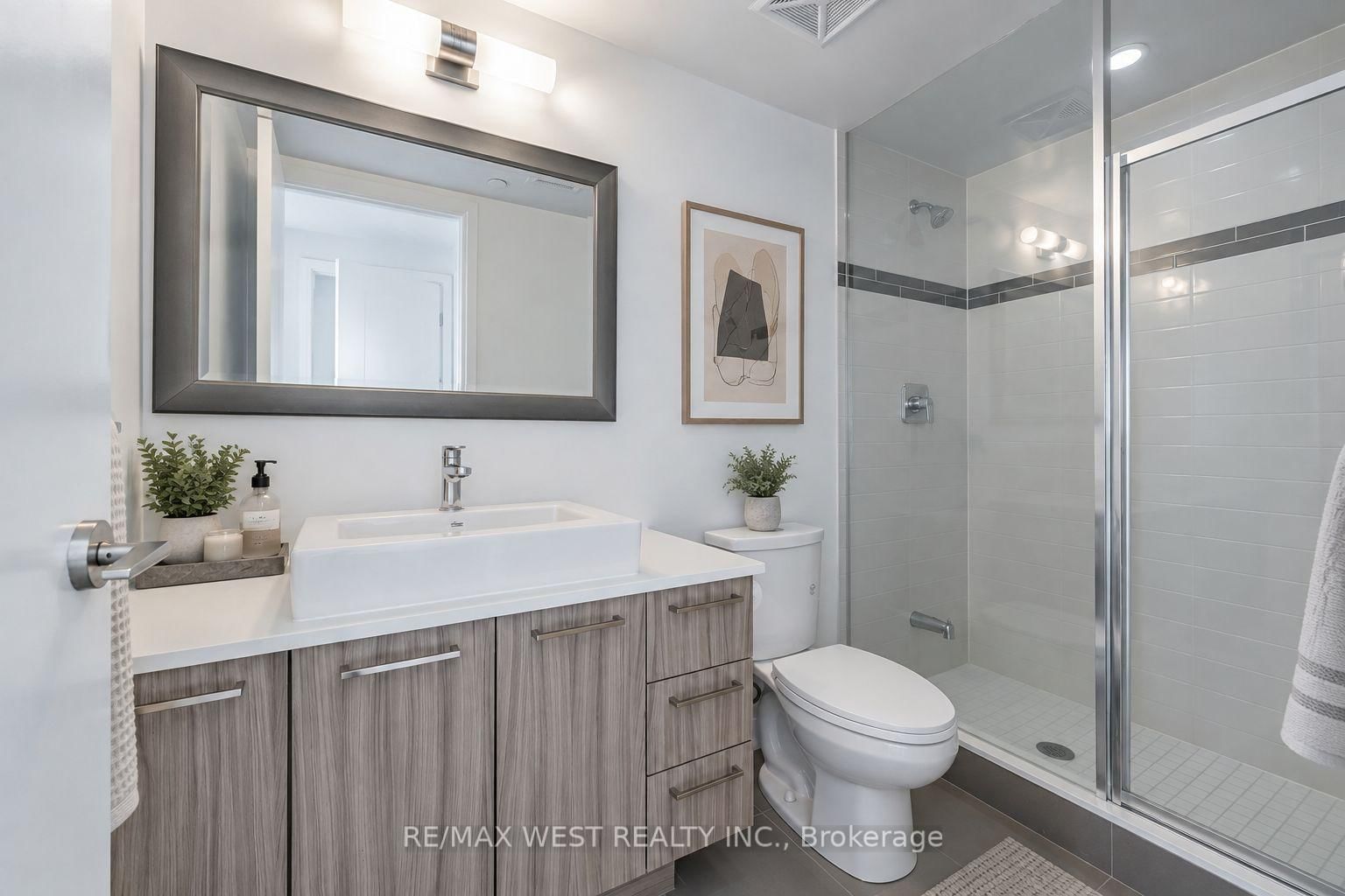 4800 Highway 7 • Vaughan, ON photo 9