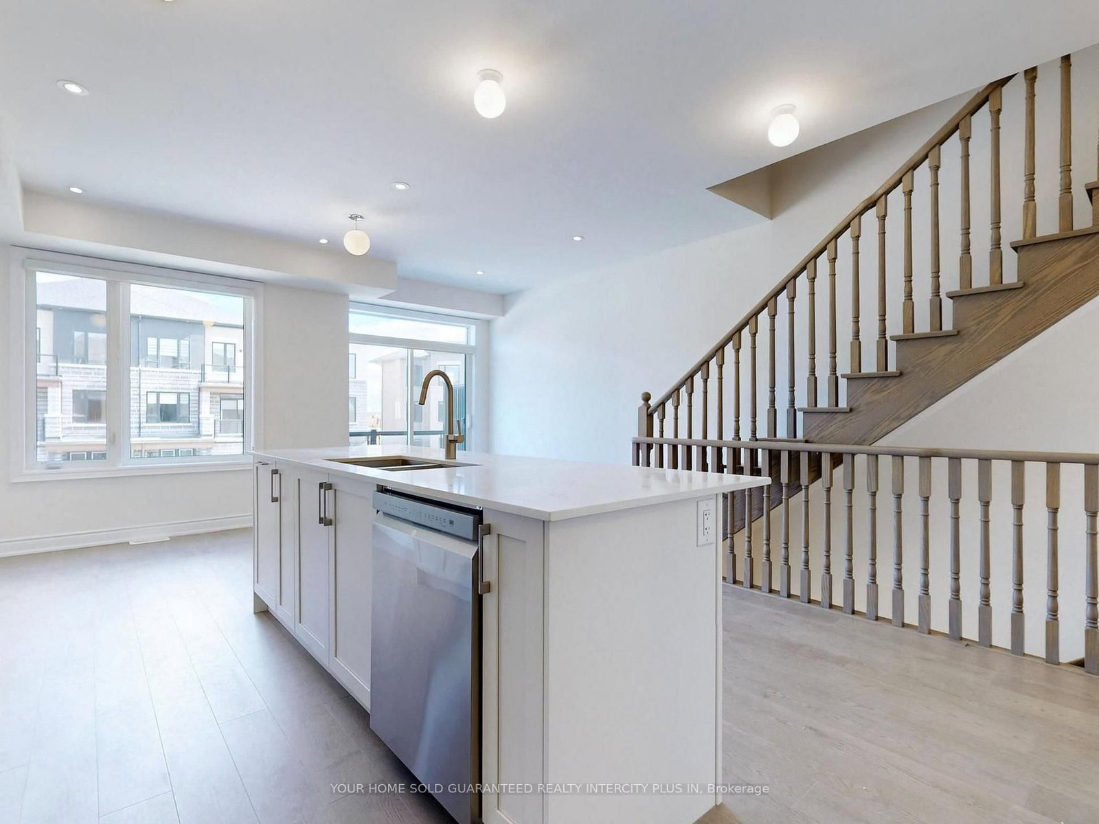 124 Tennant Circle • Vaughan, ON photo 22