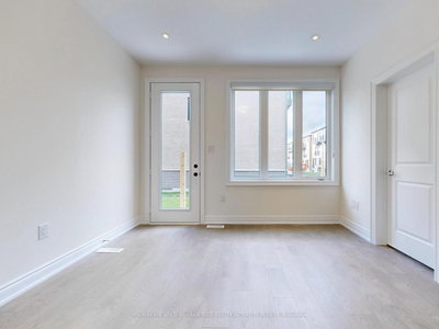 124 Tennant Circle • Vaughan, ON photo 3