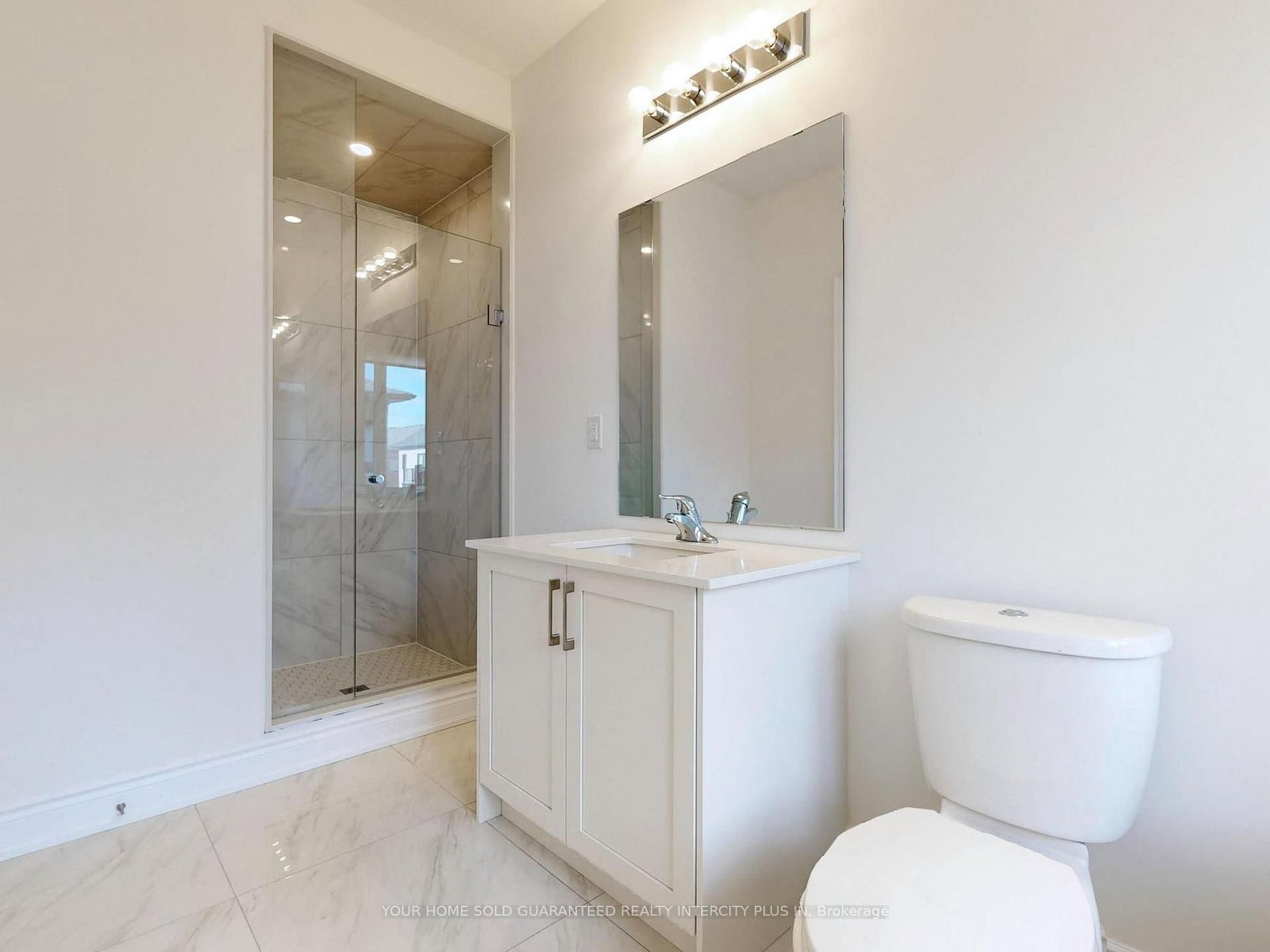 124 Tennant Circle • Vaughan, ON photo 33