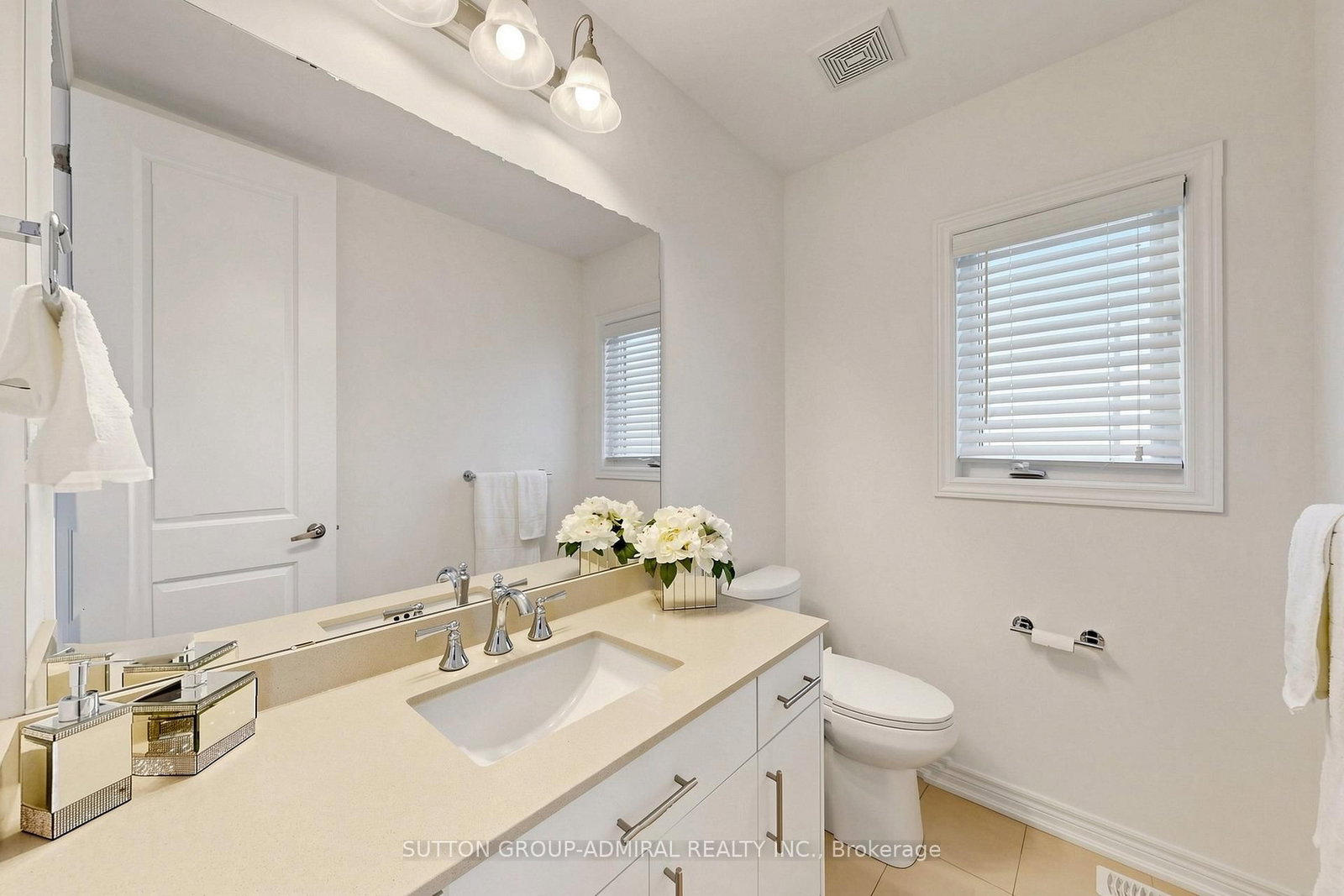 545 Clifford Perry Place • Newmarket, ON photo 17