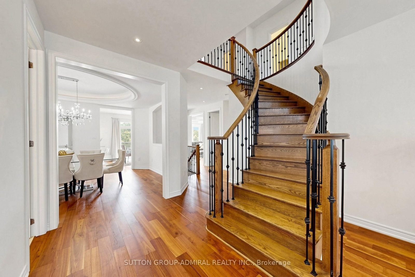 545 Clifford Perry Place • Newmarket, ON photo 18