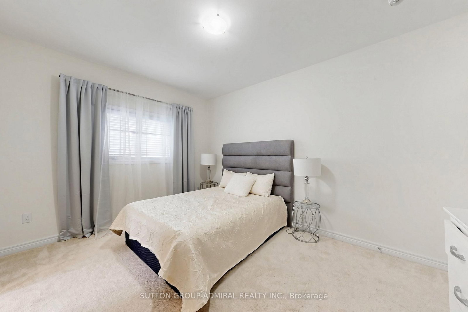 545 Clifford Perry Place • Newmarket, ON photo 28