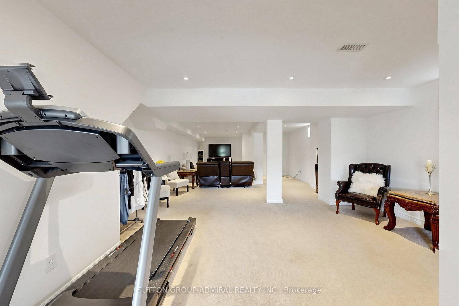 545 Clifford Perry Place • Newmarket, ON photo 40