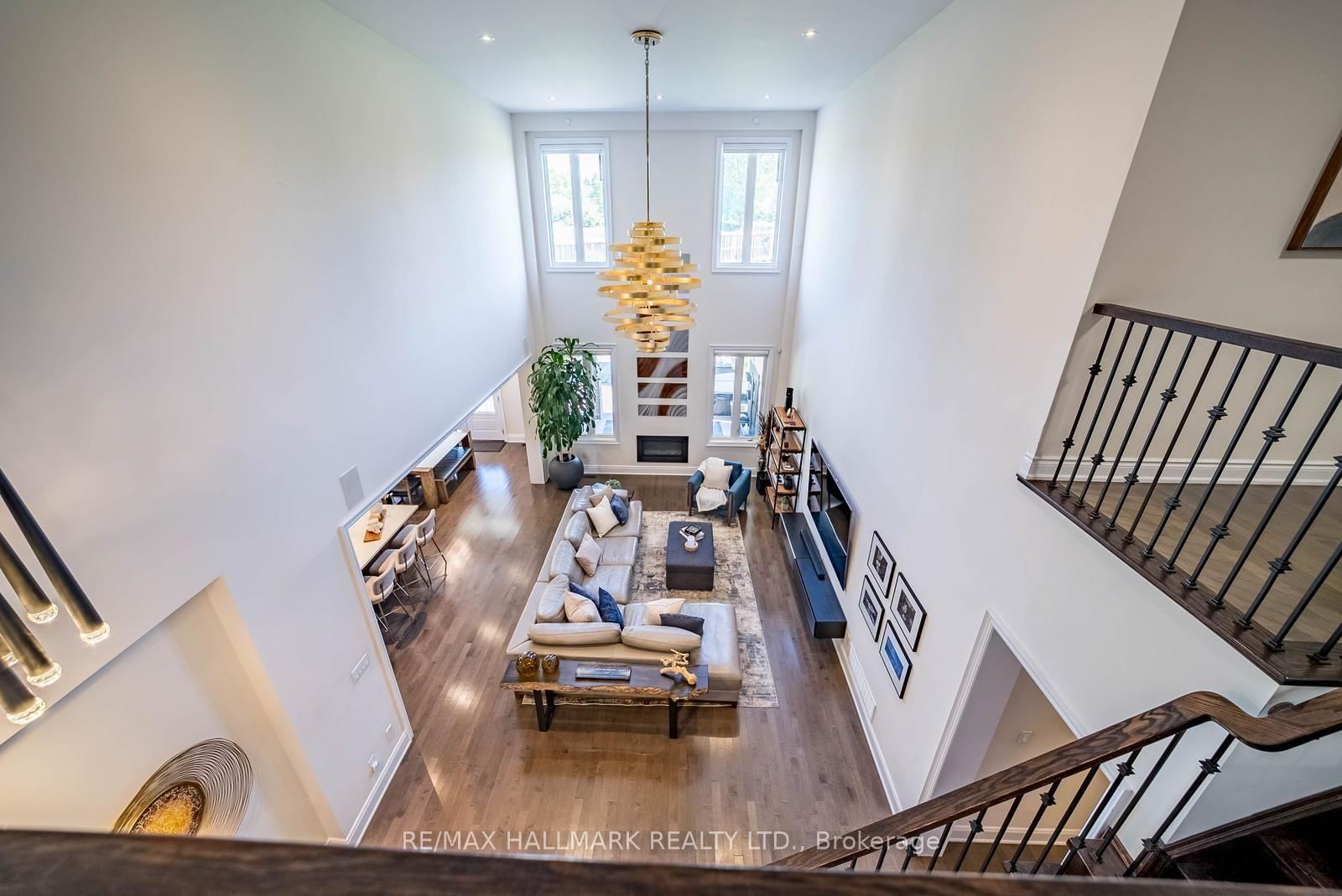 8 Kingstree Court • Whitchurch-Stouffville, ON photo 32