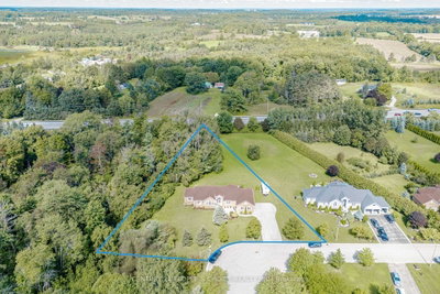 44 Deer Ridge Road • Uxbridge, ON photo 3