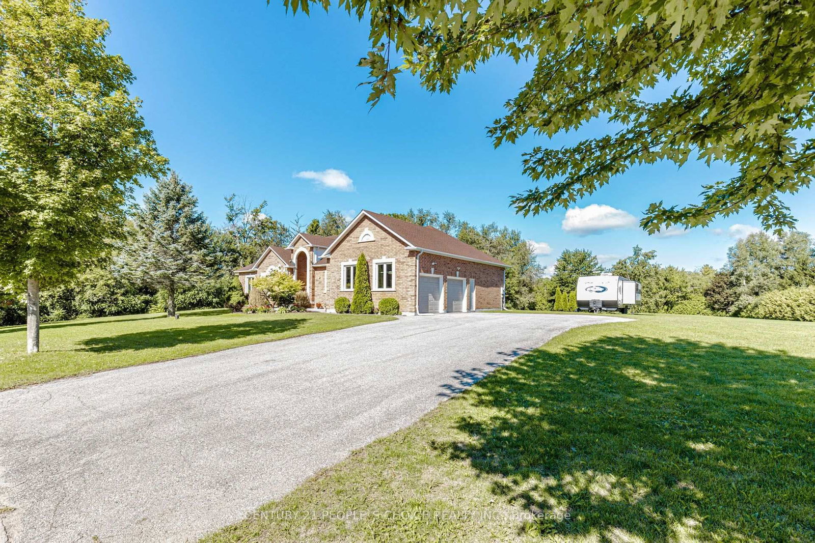 44 Deer Ridge Road • Uxbridge, ON photo 6