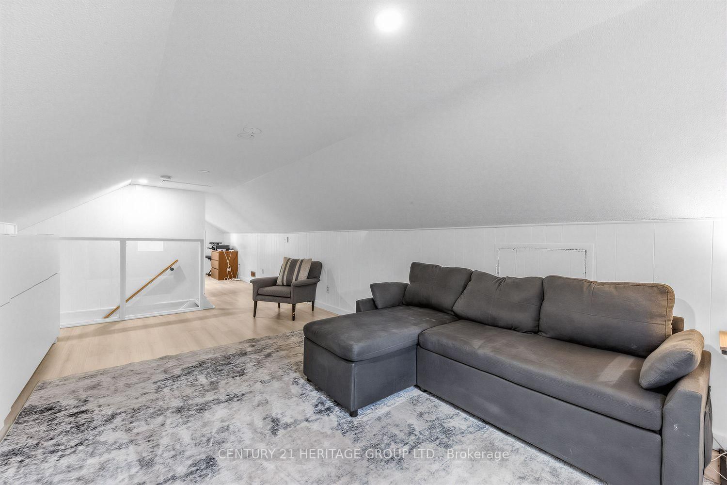 92 Kennedy Street E • Aurora, ON photo 21