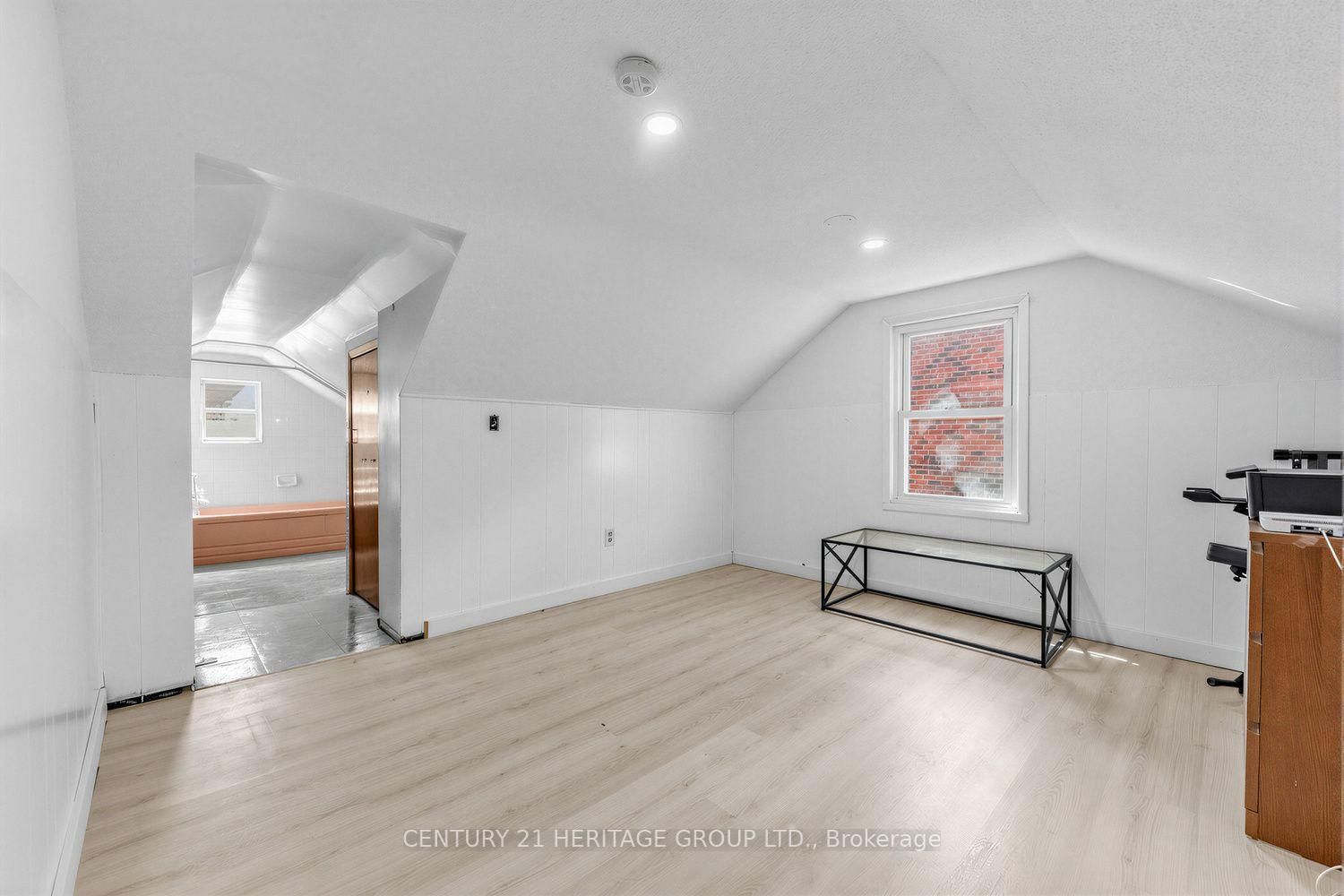 92 Kennedy Street E • Aurora, ON photo 28