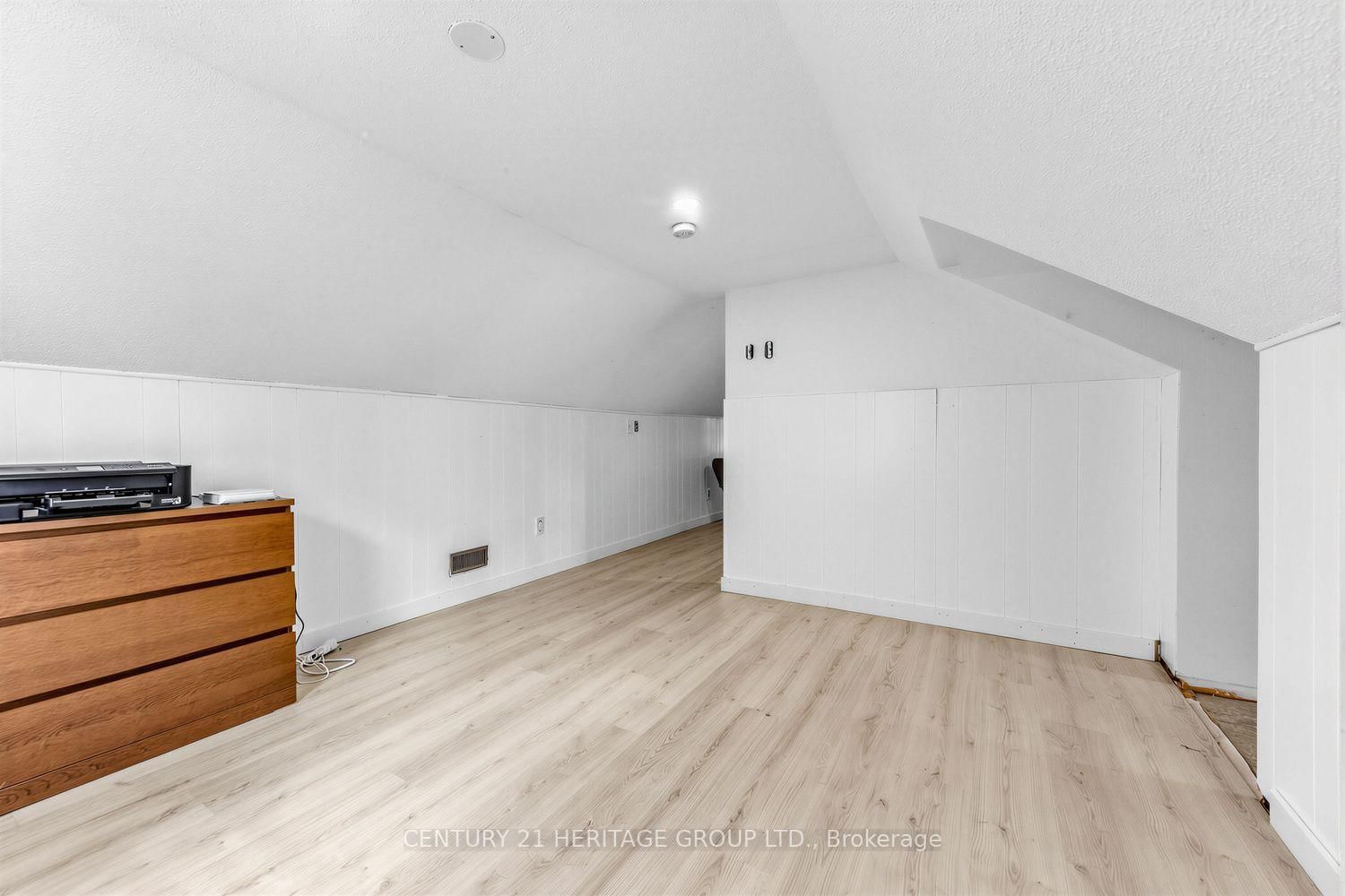 92 Kennedy Street E • Aurora, ON photo 29