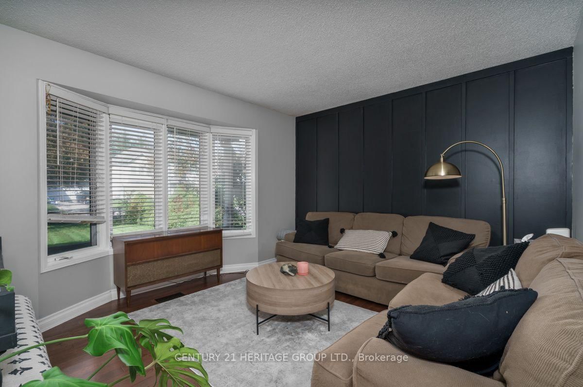 1919 Applewood Avenue • Innisfil, ON photo 4