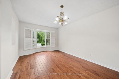 102 Edmund Seager Drive • Vaughan, ON photo 4
