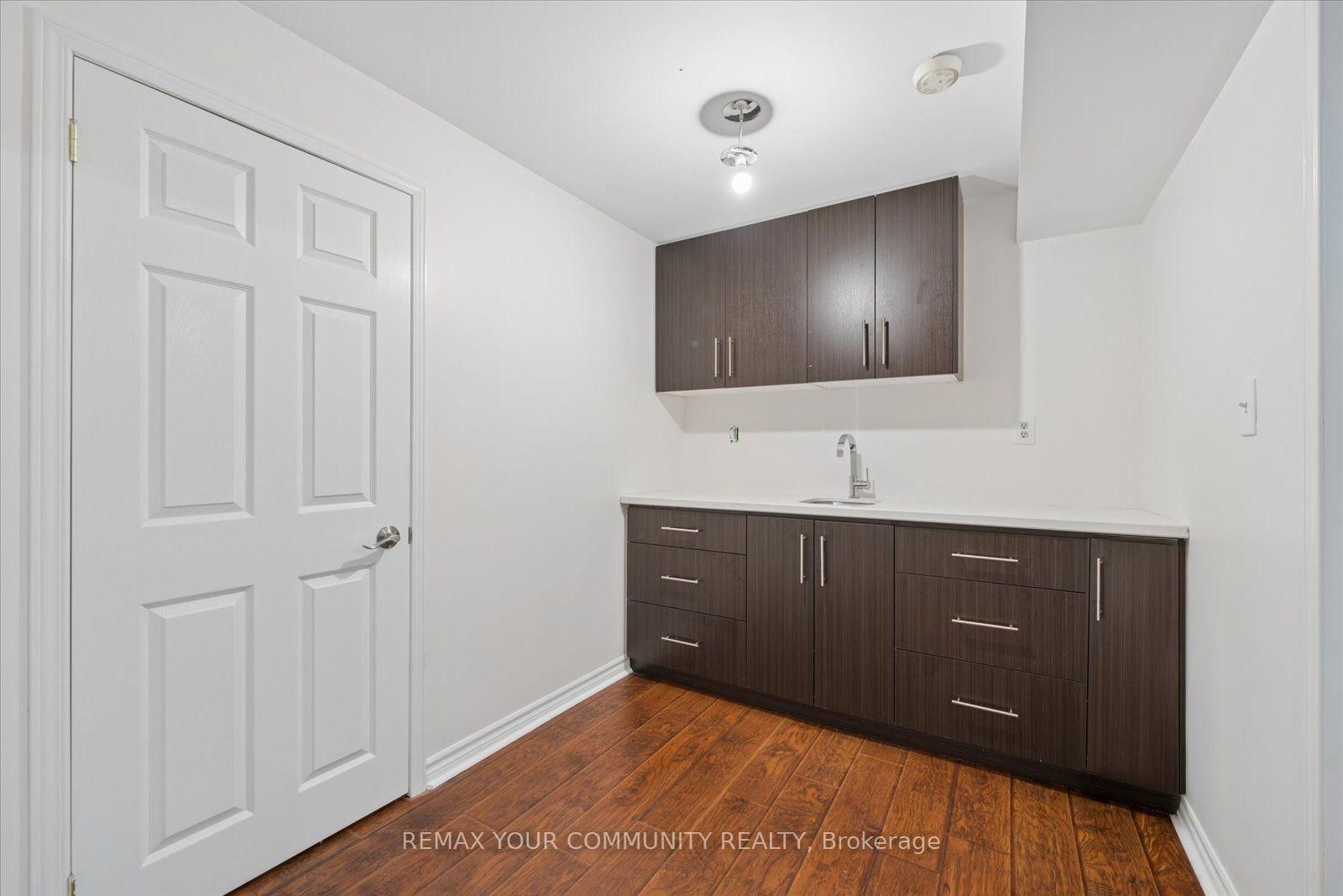 102 Edmund Seager Drive • Vaughan, ON photo 41
