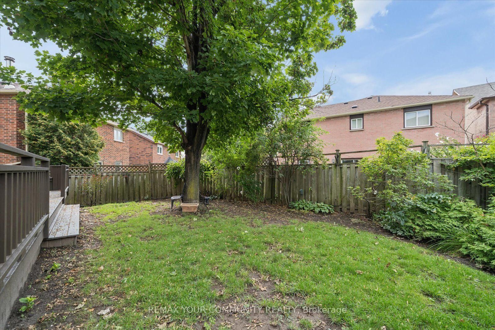 102 Edmund Seager Drive • Vaughan, ON photo 48
