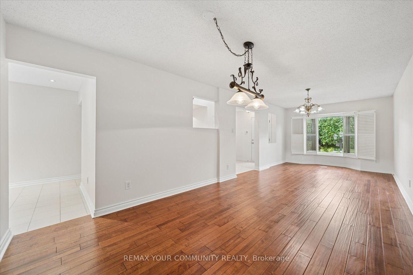102 Edmund Seager Drive • Vaughan, ON photo 5