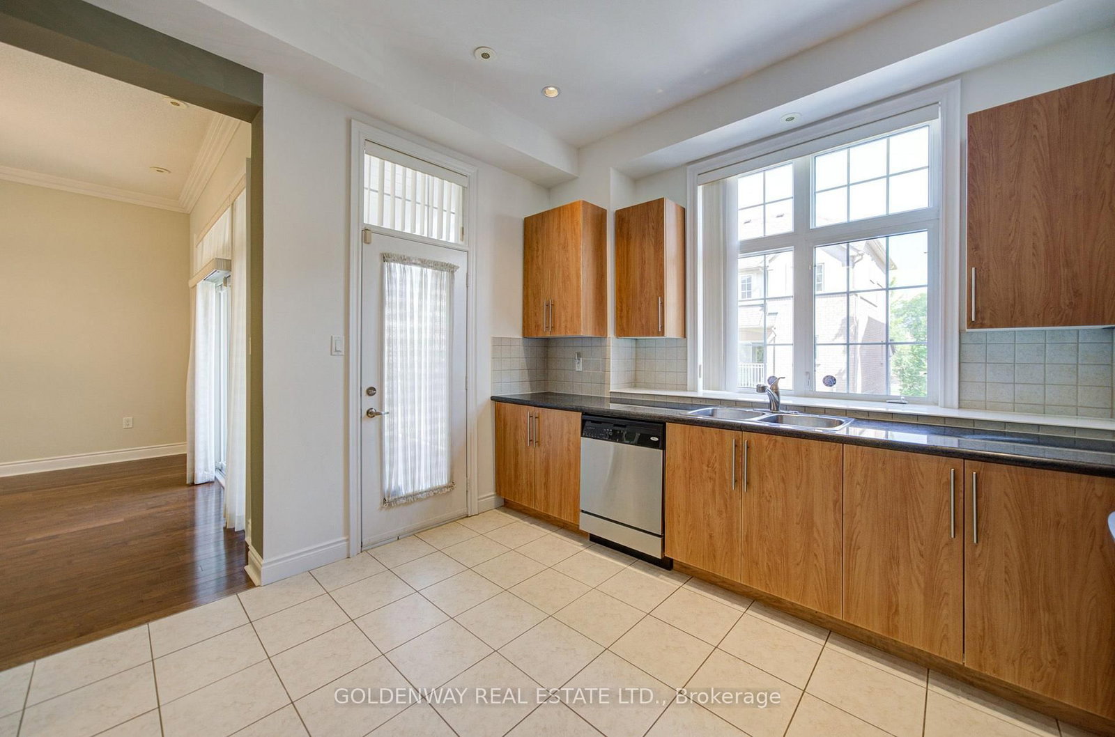 155 Legends Way • #TH0034 • Markham, ON photo 17
