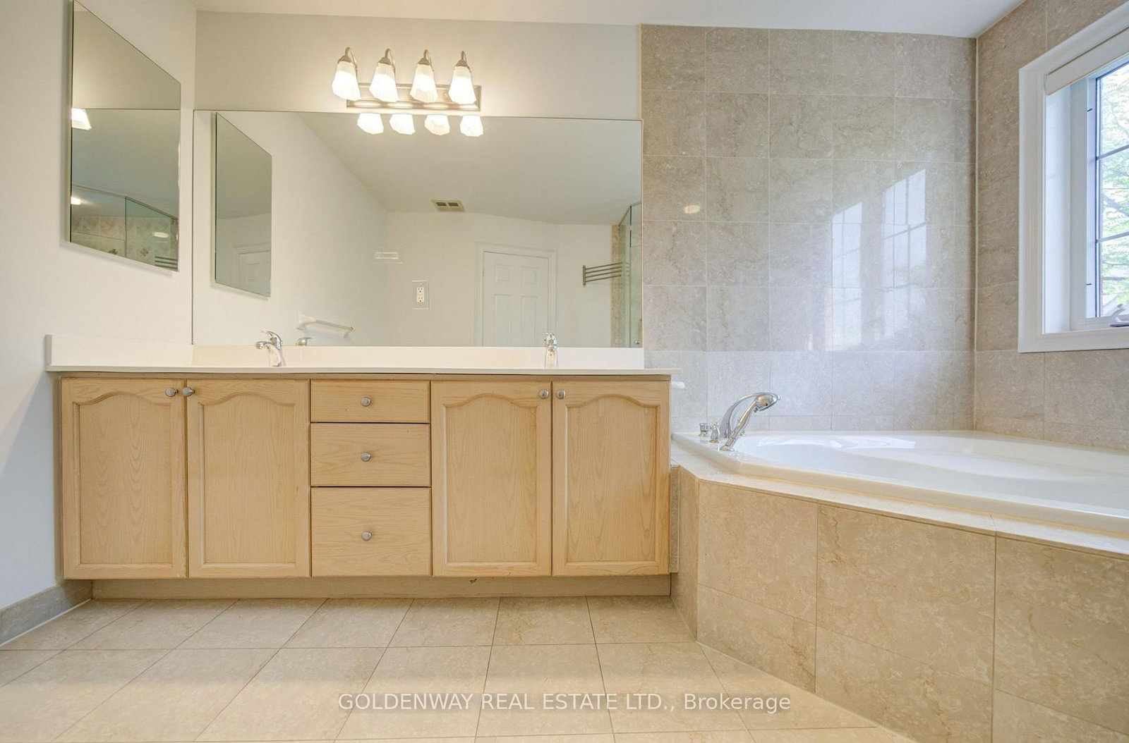 155 Legends Way • #TH0034 • Markham, ON photo 33