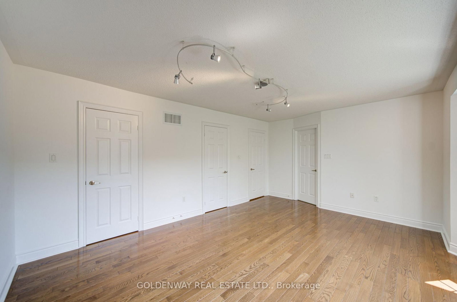 155 Legends Way • #TH0034 • Markham, ON photo 38