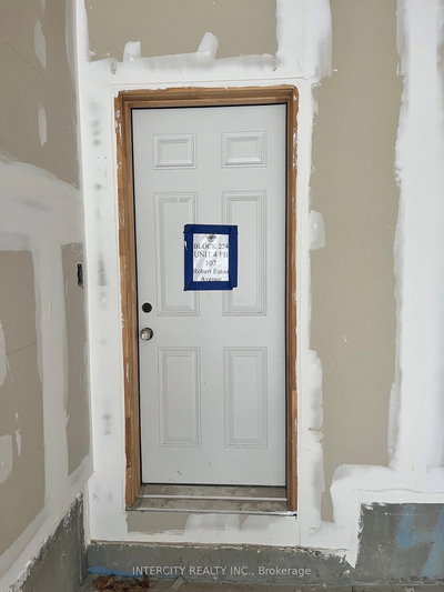 107 Robert Eaton Avenue • #(BLOCK 224 UNIT 4) • Markham, ON photo 3