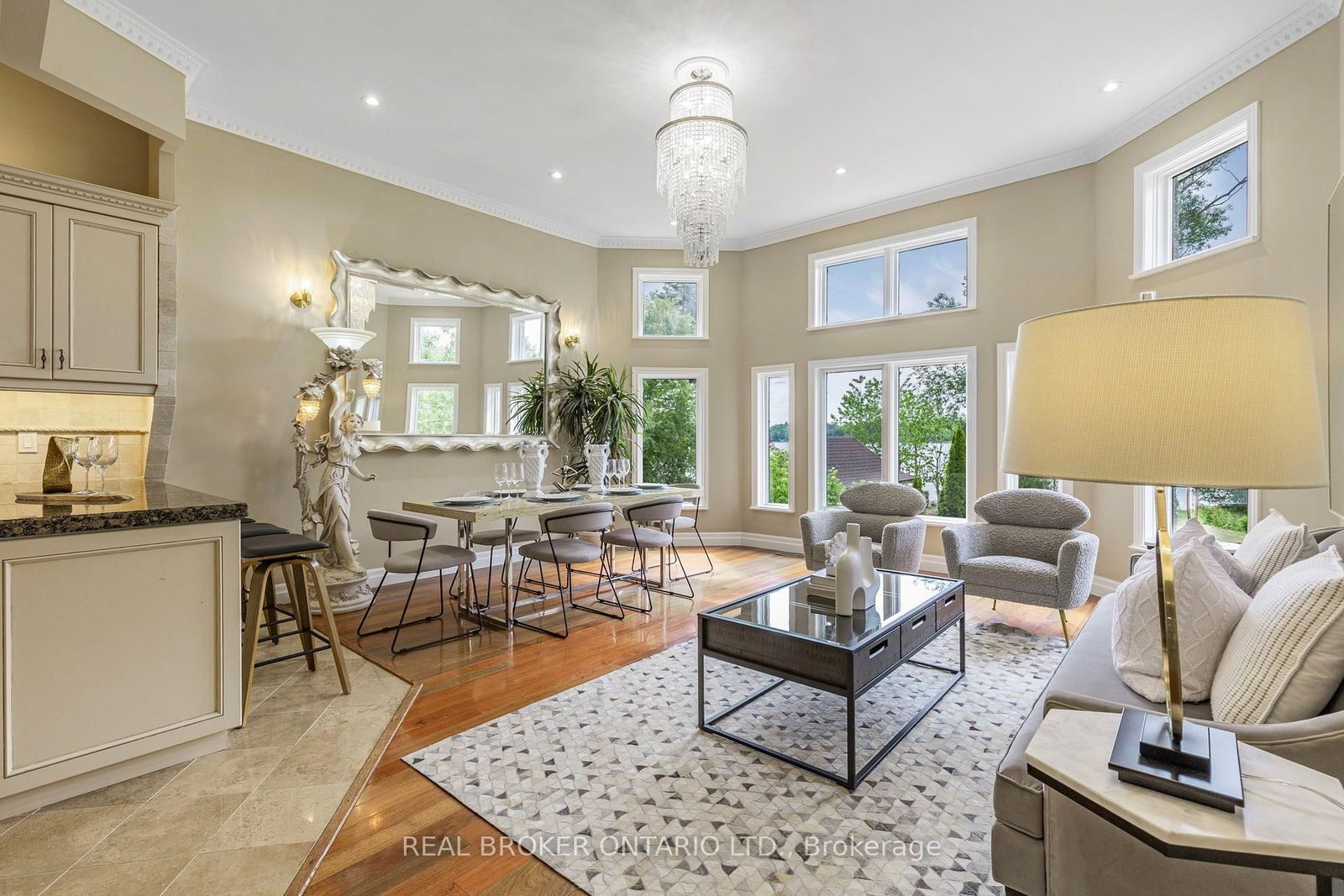 429 North Lake Road • Richmond Hill, ON photo 14