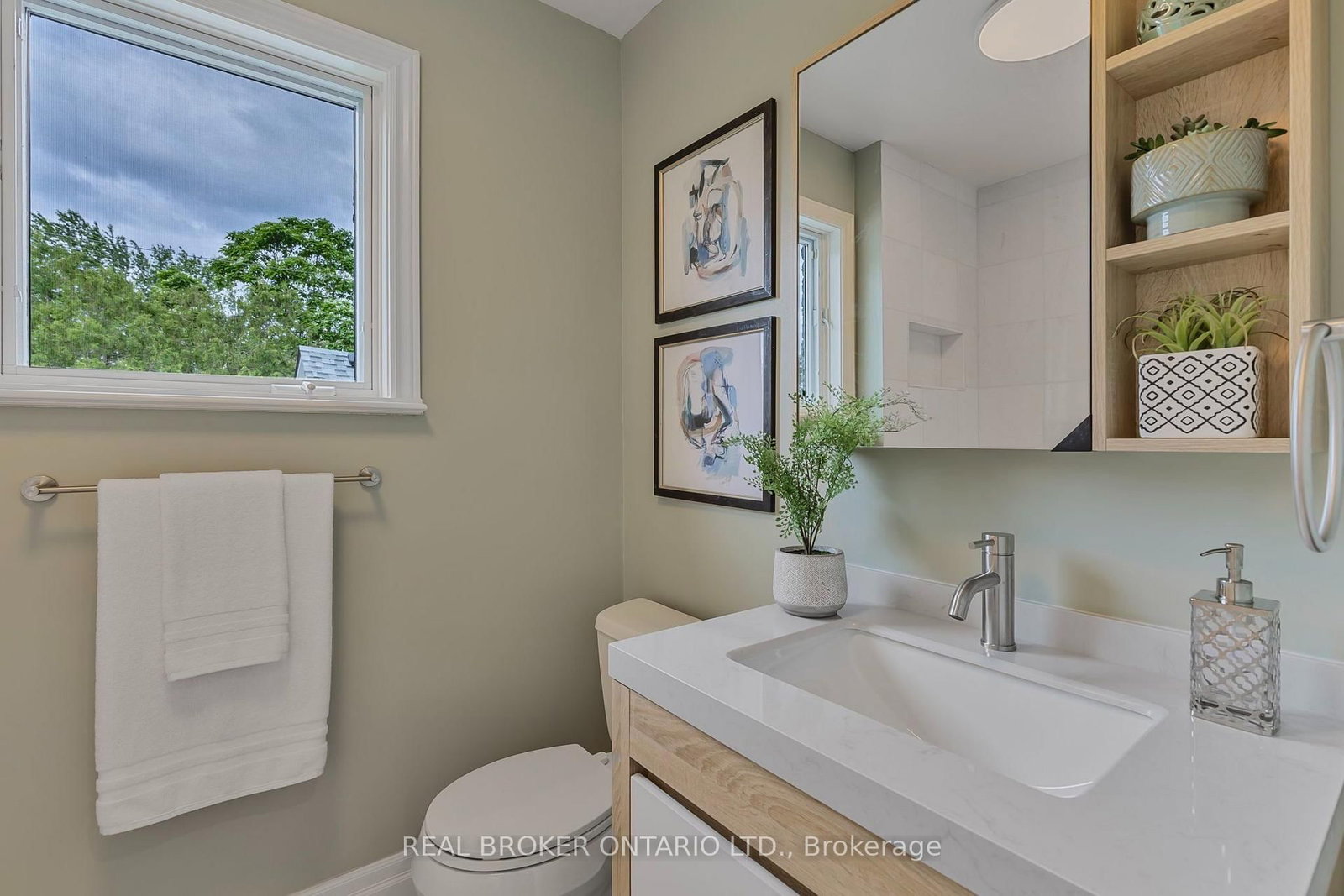 429 North Lake Road • Richmond Hill, ON photo 25