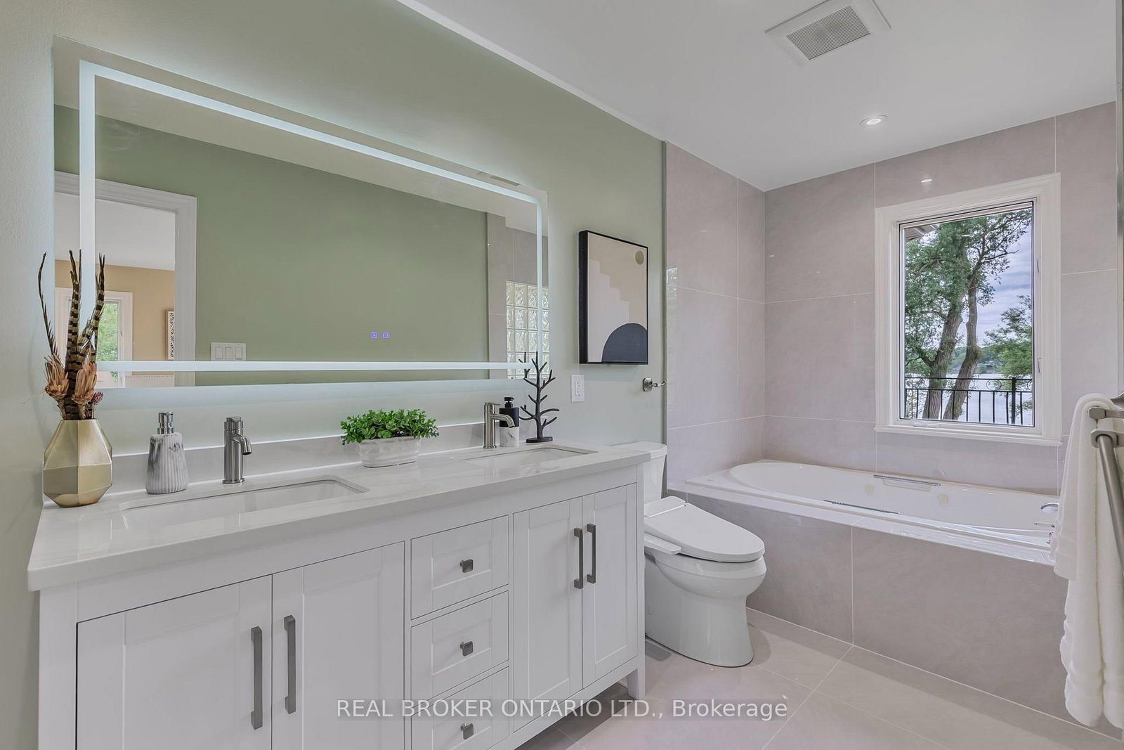 429 North Lake Road • Richmond Hill, ON photo 29