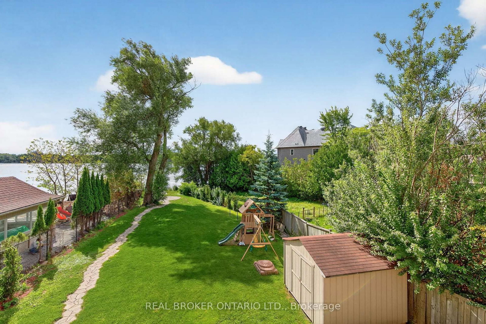 429 North Lake Road • Richmond Hill, ON photo 39